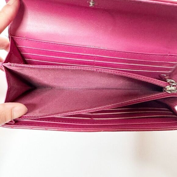 Chanel Matelasse Long Wallet in a Raspberry Red Bordeaux Patent Leather - Picture 11 of 12